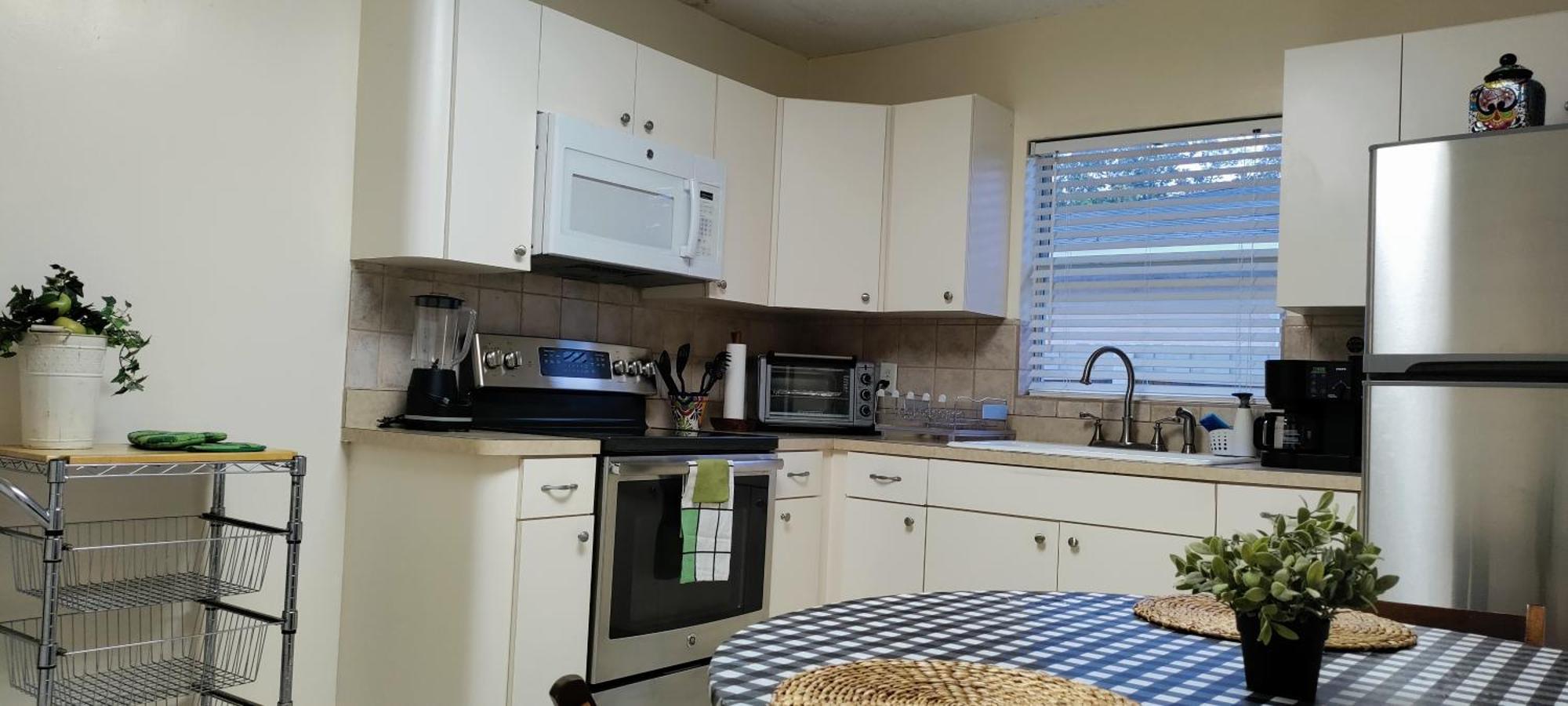 House Close To Downtown, Airport, Raymond James Stadium, And Many More Places Tampa Exterior photo